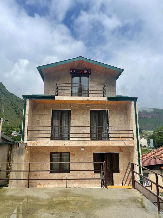 Hotel Shina Kazbegi Kültér fotó